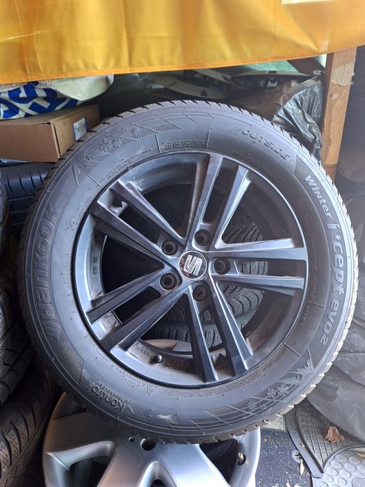 16" SEAT Ateca, Leon VW Golf, Touran, Caddy SKODA Karoq, Octavia, Yeti Джанти 5х112 със зимни гуми