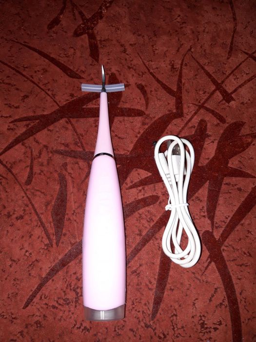 Продавам НОВ УЛТРАЗВУКОВ УРЕД за почистване на зъбен камък+5 скорости