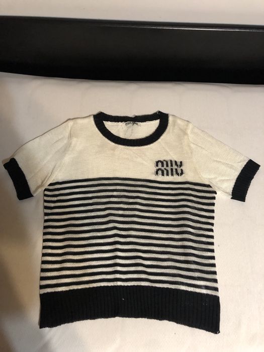 Tricou Miu Miu , calitate premium , pe stoc , nou , S