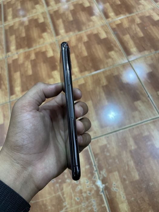 Iphone 11 pro qora ideal