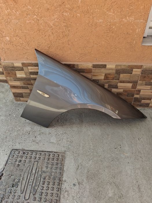 Aripa stânga/dreapta bmw e90 facelift