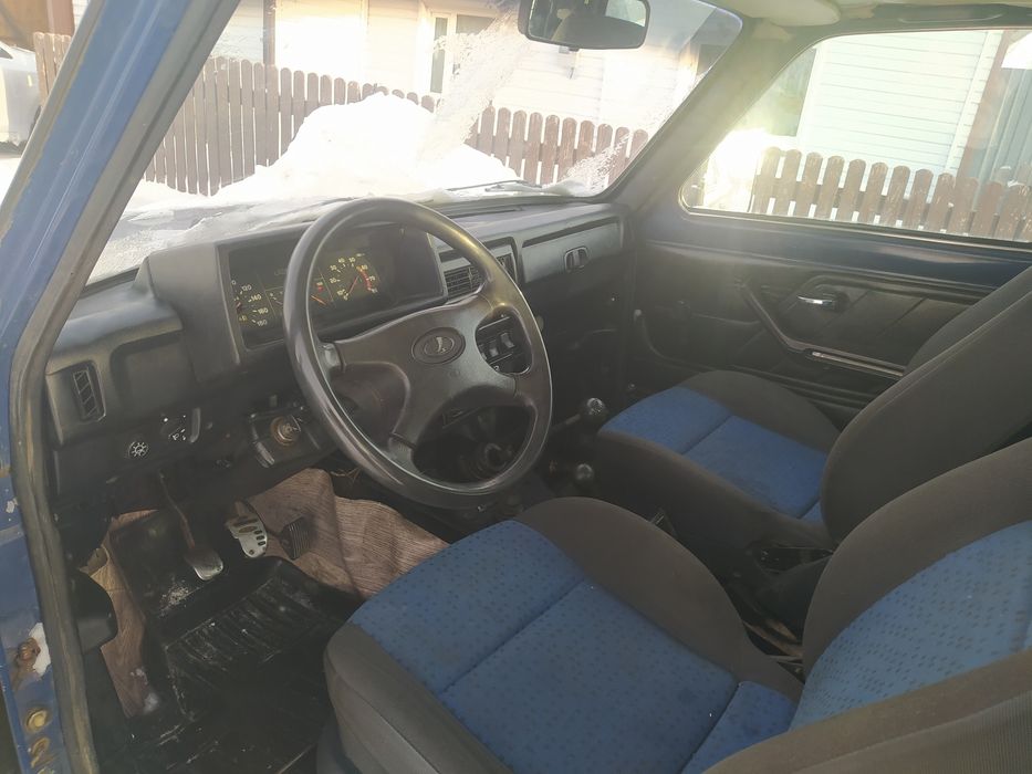 Продам Ниву 2002 года