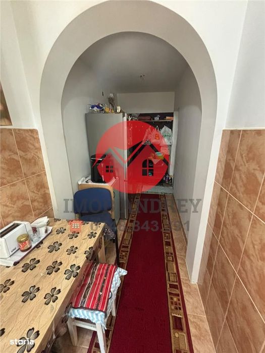 Apartament 2 camere, etaj 1, Vest, mobilat, 47 mp