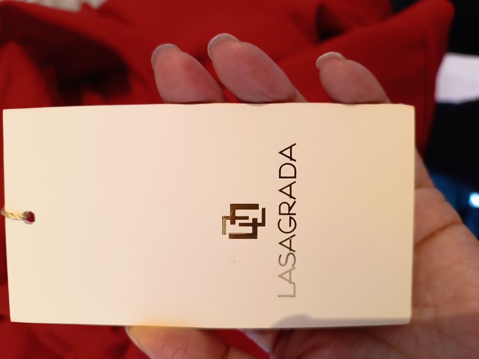 Продам костюм Lasagrada