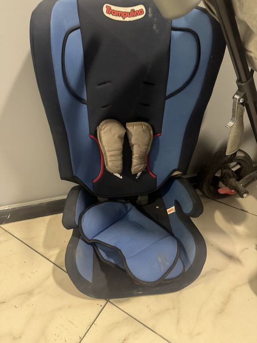 Детское кресло для авто.