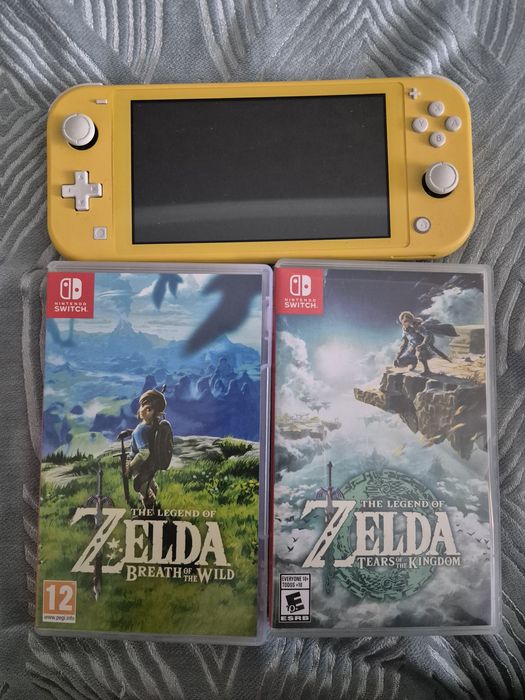 Продам или Обменяю nintendo switch lite + 2 части зельды на xbox serie