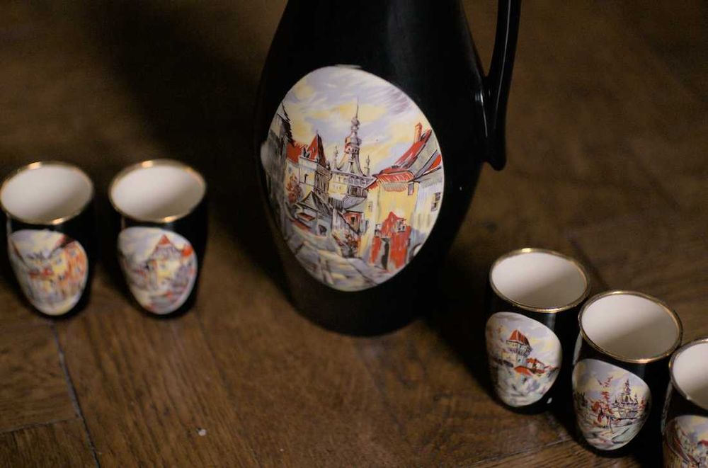 Serviciu pentru tuica vodca cu carafa