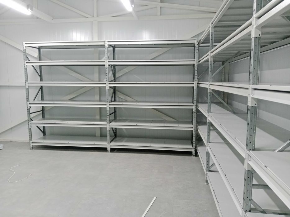 Металлические складские стеллажи, надежность и прочность