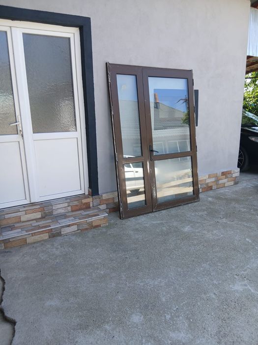 Usă aluminiu maro143X203