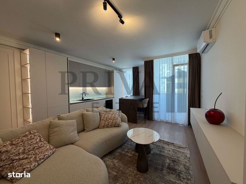 Apartament 3 camere, 2 bai, 2 balcoane, etaj 1. Aradului/ British