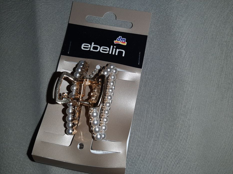 Нова щипка за коса