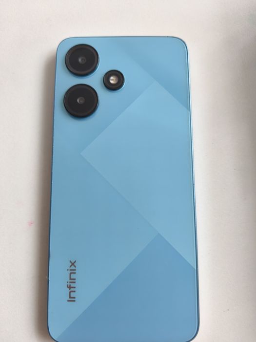 Продам Infinix HOT 30i