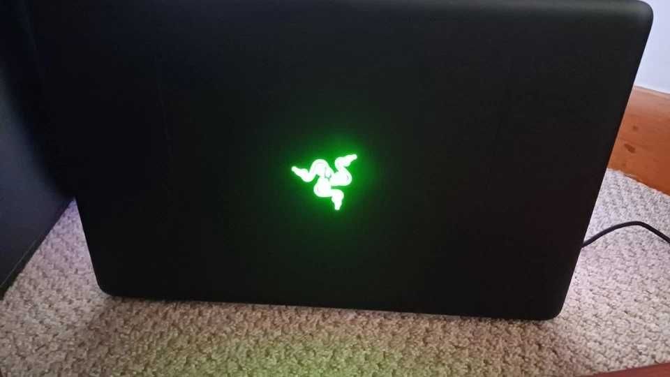 Razer Blade Pro 17.3 4K IGZO/Core i7-7820HK/GTX 1080 8GB/32GB RAM/1TB