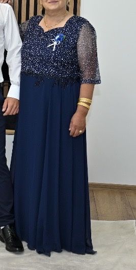 Официални рокли