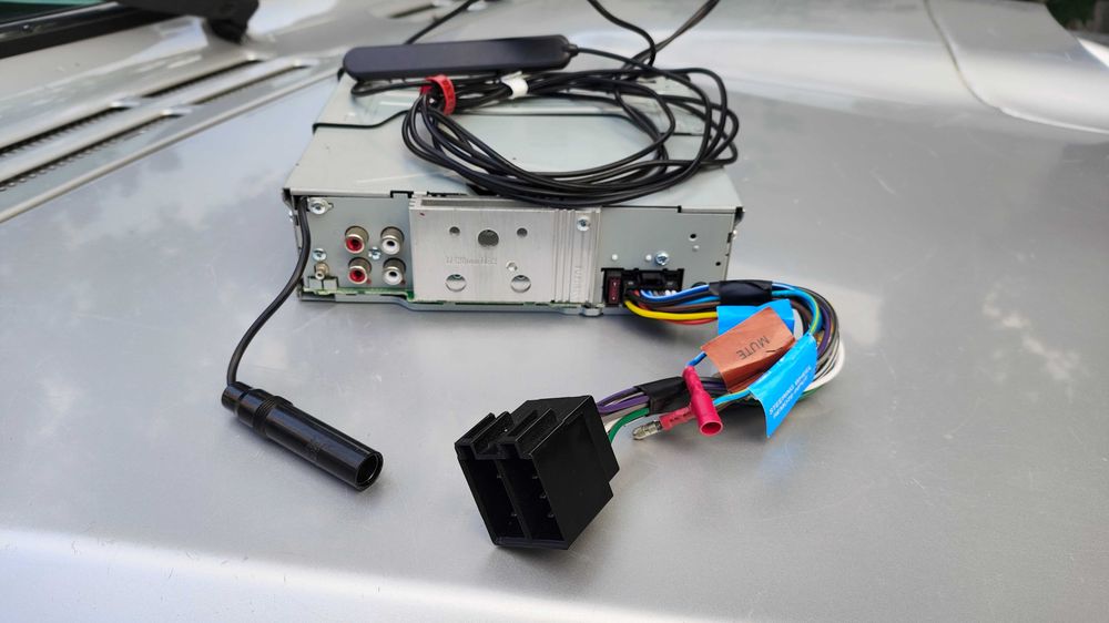 Авто СД Радио Kenwood KDC BT-700 DAB сд плеър