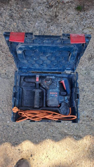 Ciocan rotopercutor Bosch Professional cu valiză