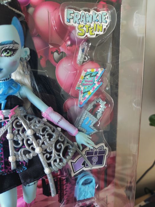 Păpușa Monster high nouă Frankie Stein