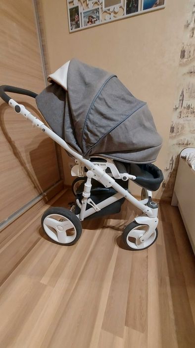 Бебешка количка 2в1 Bexa Ideal- Много запазена