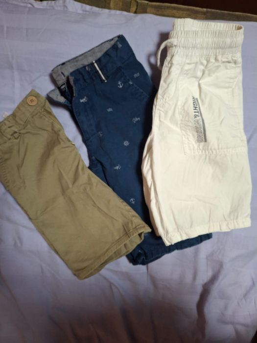 Продам детские рубашки 5.6 лет