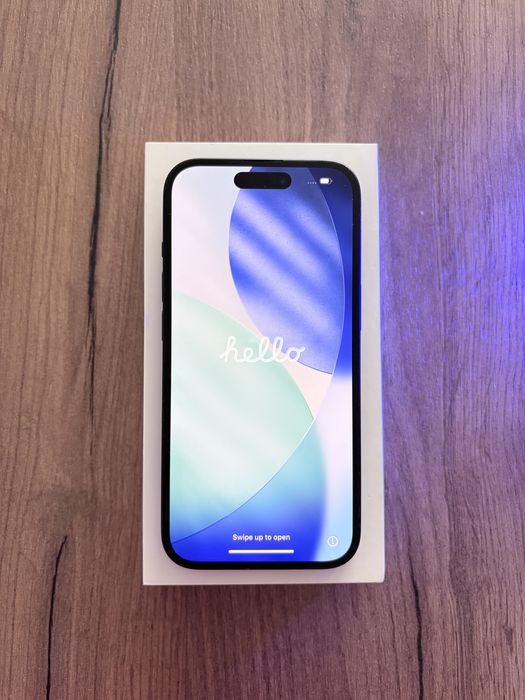 iPhone 15, 128GB, черен