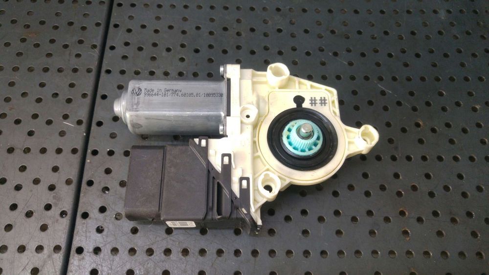 Motoras macara stanga spate seat leon 1p 996644101 7746010501 1k0959703g
