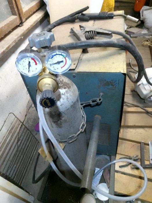 Телоподаващо Кракра работещо