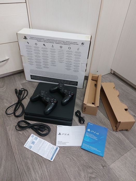 Sony Playstation 4 Slim