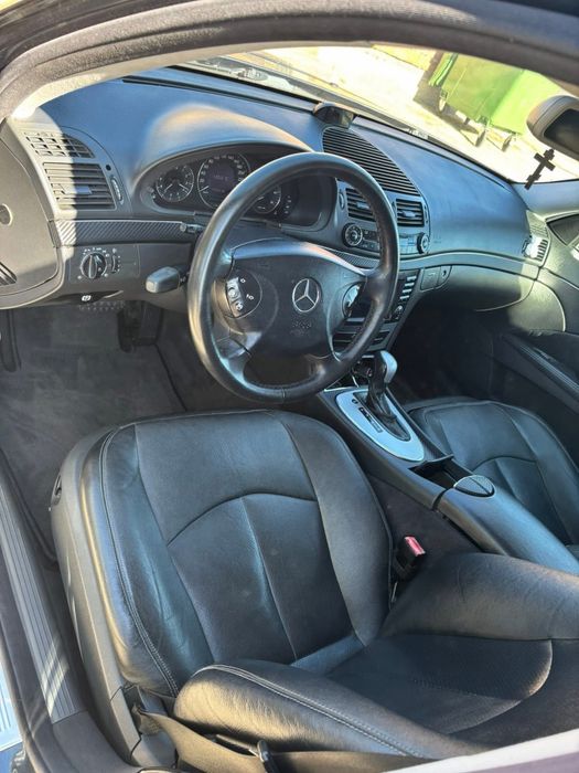 Продавам Mercedes E 2.7