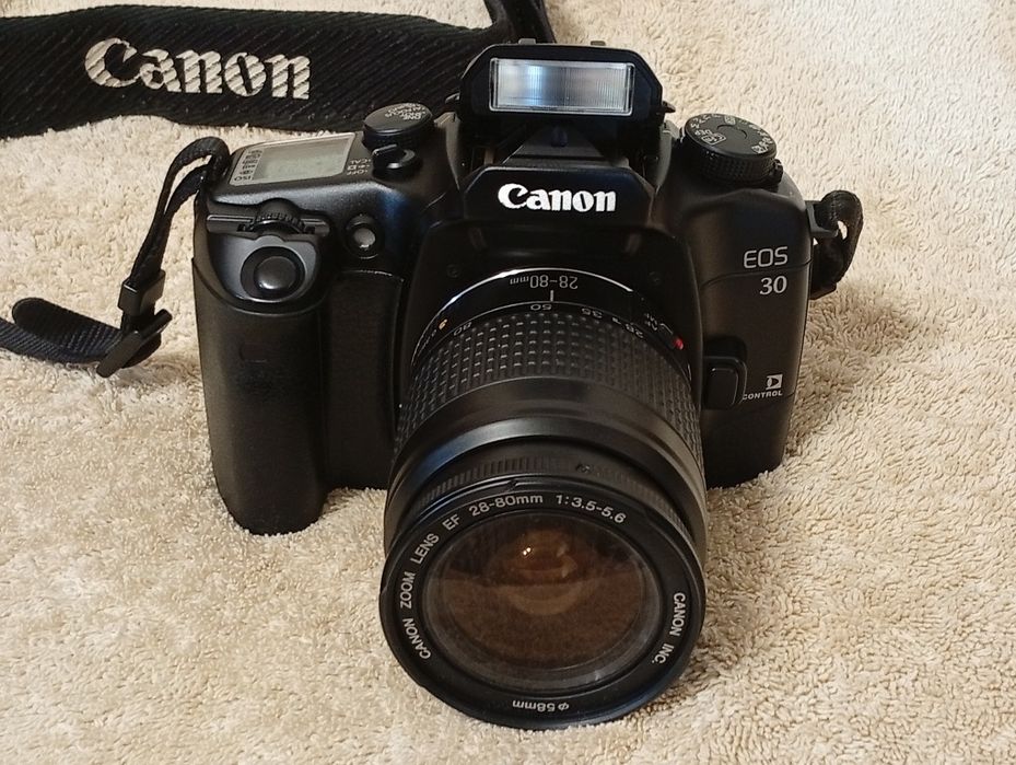 Canon EOS 30 functional