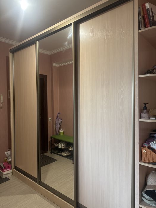 Продаю шкаф в хорошем состоянии