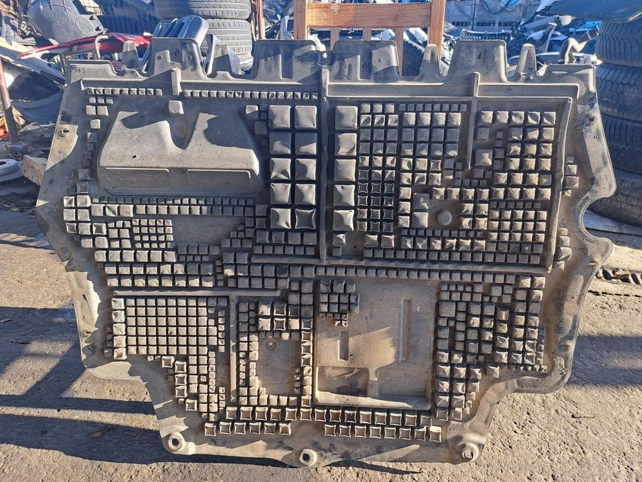 Scut motor original Volkswagen VW Passat CC facelift 2012-2016