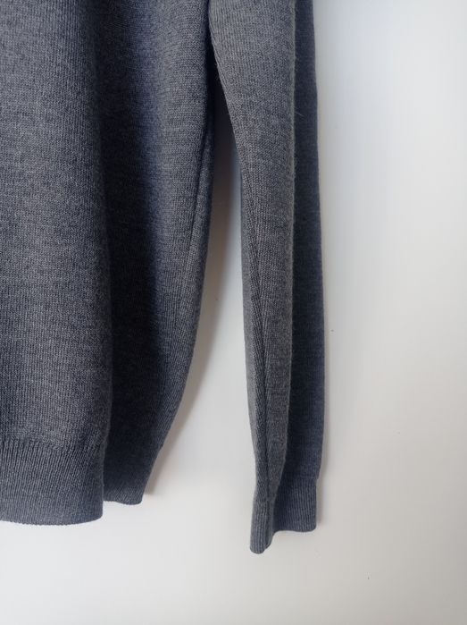 Сиво поло от вълна М