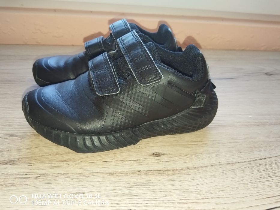 Маратонки Адидас