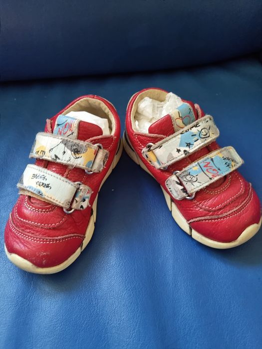 Adidasi Ariana marimea 23