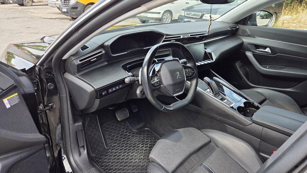 Пежо 508 plug- in hybrid