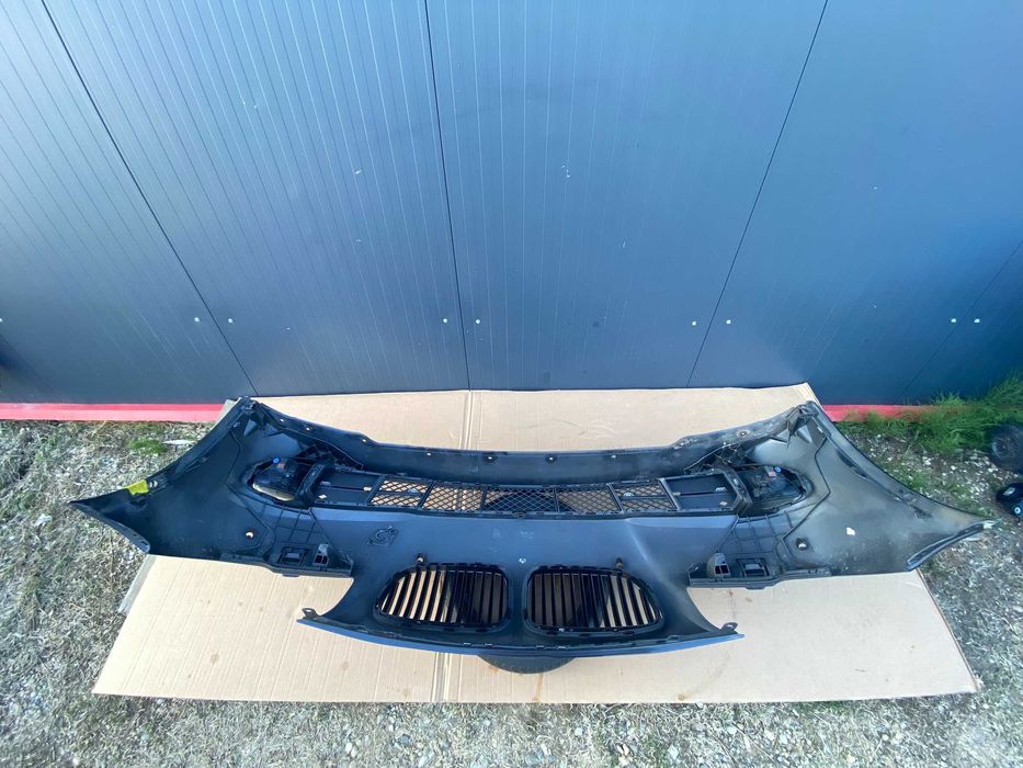 Bara fata completa BMW F10 F11, stare impecabila, originala