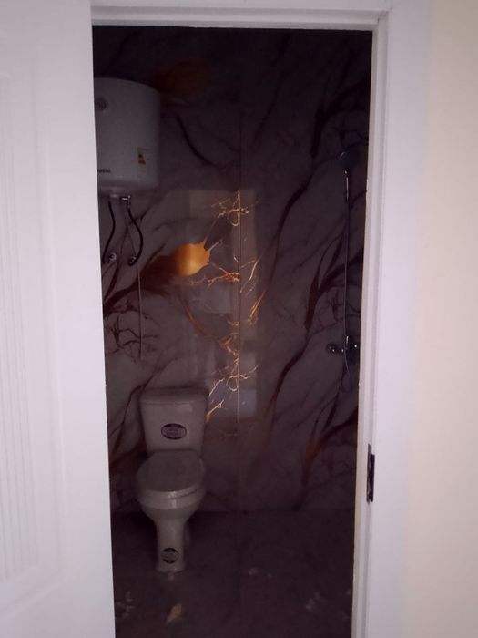 Uy sotiladi pul zarul