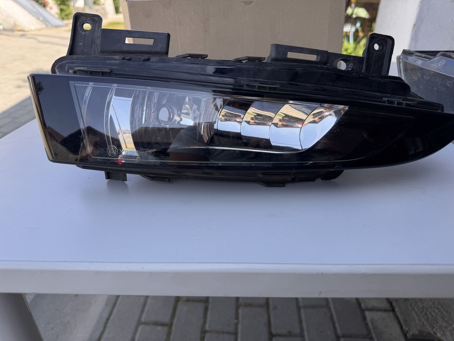 Proiector Stanga Skoda Kamiq Skoda Scala cod 657941699