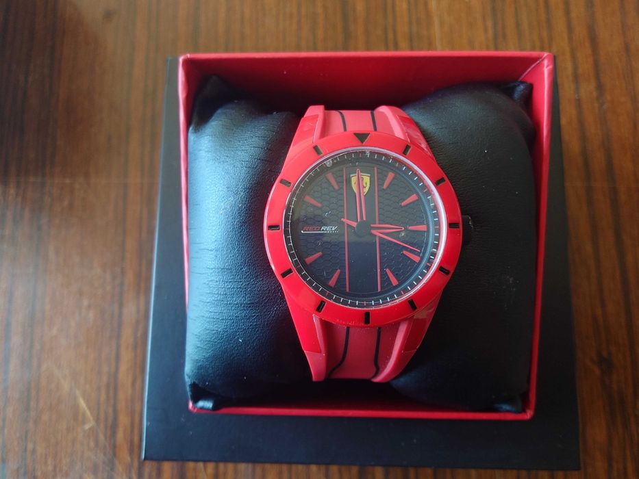 Часовник Scuderia Ferrari