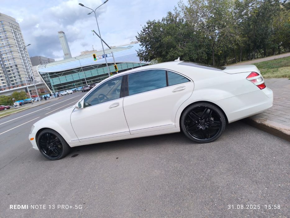 Продам 221 мерседес 2007г.