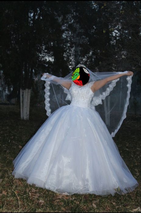 Свадебное платье