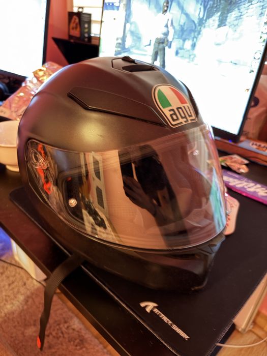 AGV k5-s каска.: