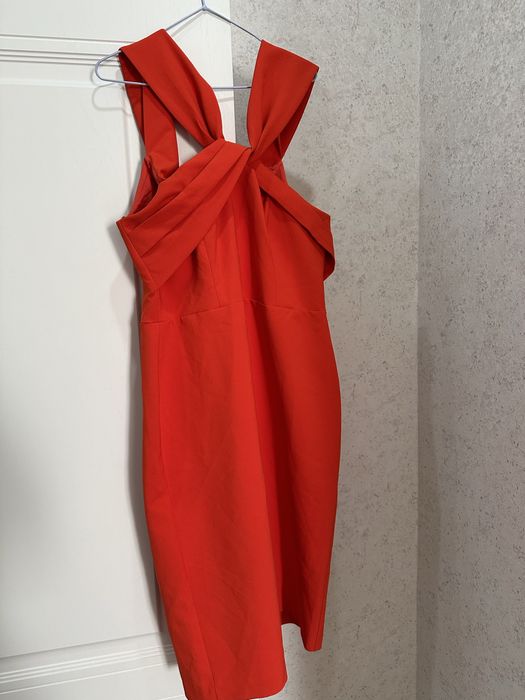 Продам платья в прекрасном состоянии