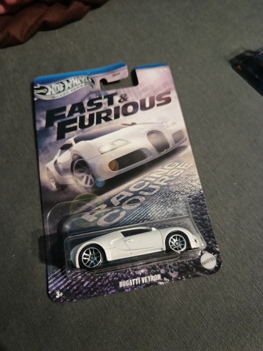 Hot Wheels Bugatti Veyron – Fast & Furious, nou sigilat