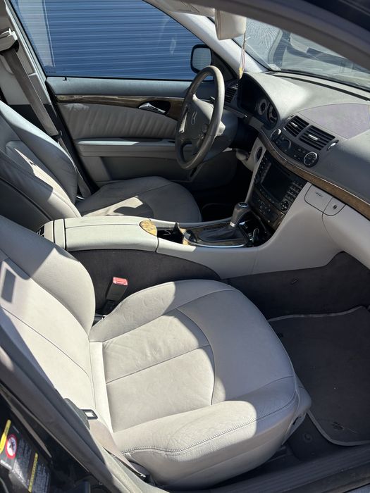 Продавам Mercedes-Benz EVO w211 E-class