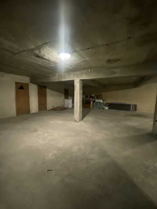 Продава се Къща в Варна, Център - 140 кв.м за 2072 €/кв.м - Снимка #18