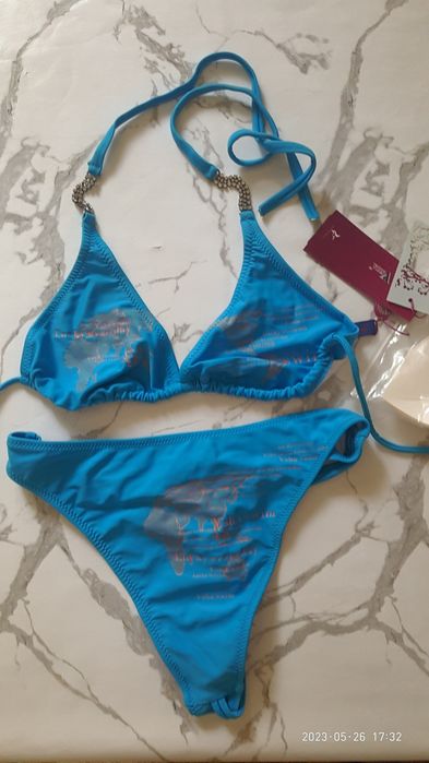 Продаю купальники