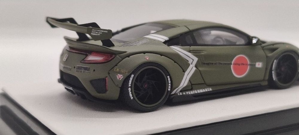 Honda NSX 1:64 macheta auto premium rasina limitata 499 buc. in lume