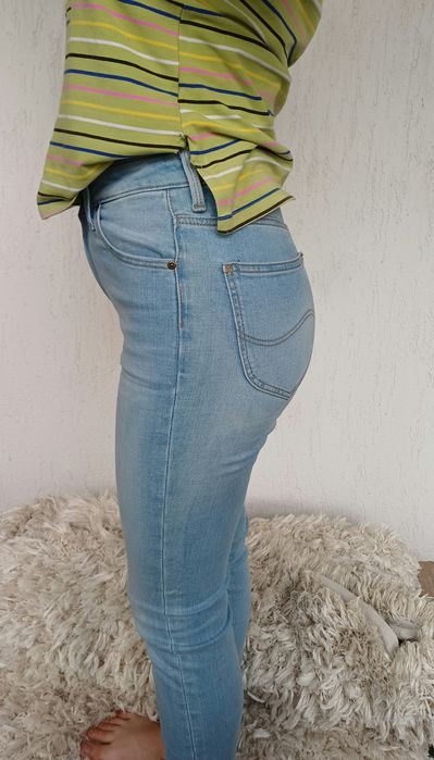 Blugi skinny Lee, Scarlett High