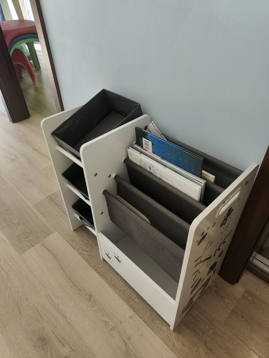 Детски шкаф за играчки